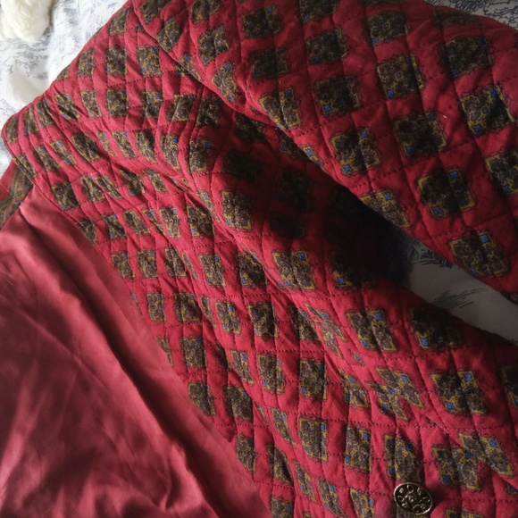 Quilted Blazer/Jacket with Tapestry Print - Picture 10 of 16